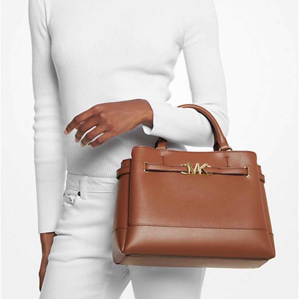 MICHAEL KORS
Reed Large Leather Belted Satchel Crossbody
Luggage
NWT